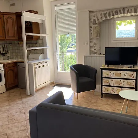 Boyer Apartment Chauzon